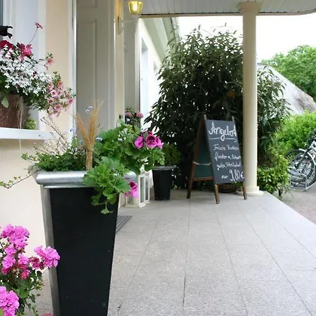 Hotel Lieblingsplatz Bohlendorf Ruegen Wiek auf Rügen